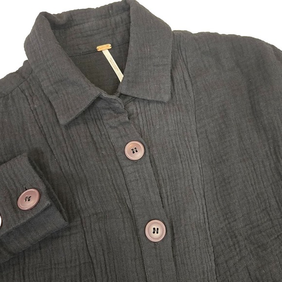 Free People Sunstreaks Black Cotton Gauze Button Front Tie Hem Shirt Top Size XS - Picture 2 of 7